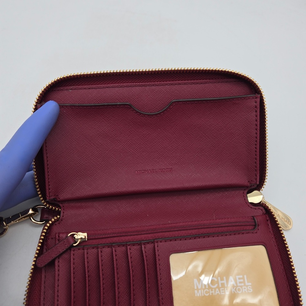 Michael Kors Wallet Card Holder Red Leather Embossed Flower Gold Hardware - Picture 12 of 12